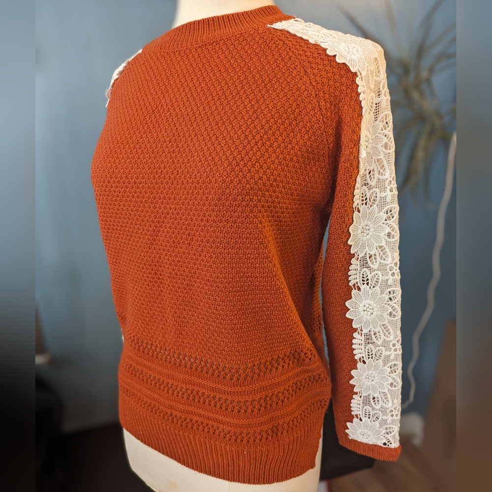 Women's Burnt Orange Sweater Size M